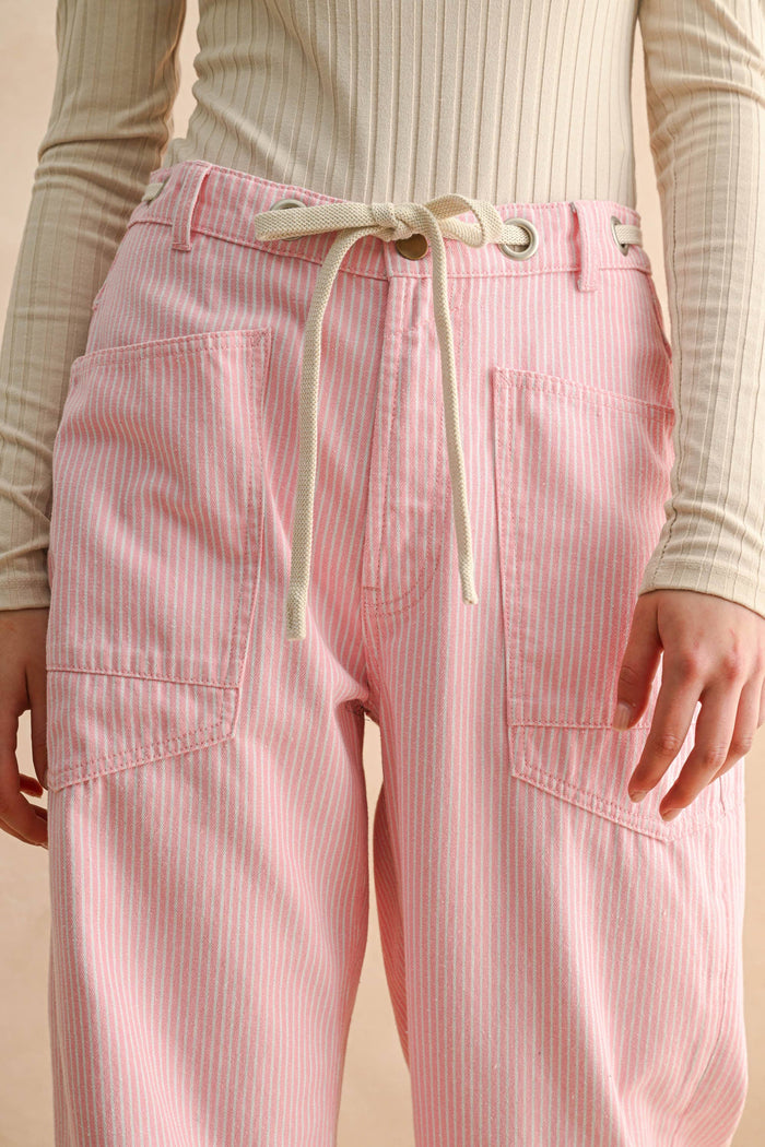 P5496 STRIPED BARREL PANTS WITH TIED IN FRONT