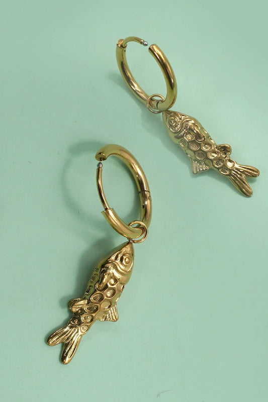 18K STAINLESS STEEL TARNISH FREE FISH EARRINGS | 40E395