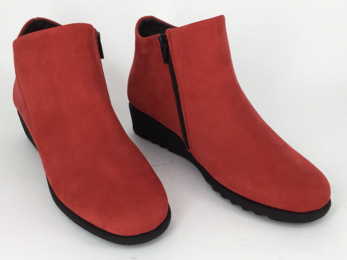 37 / Red
