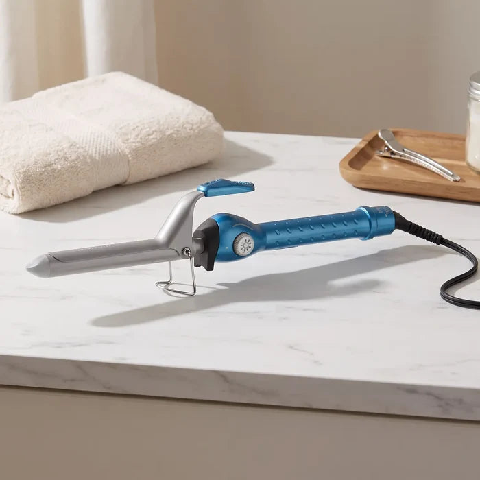 BNT75S Salon Station Lifestyle