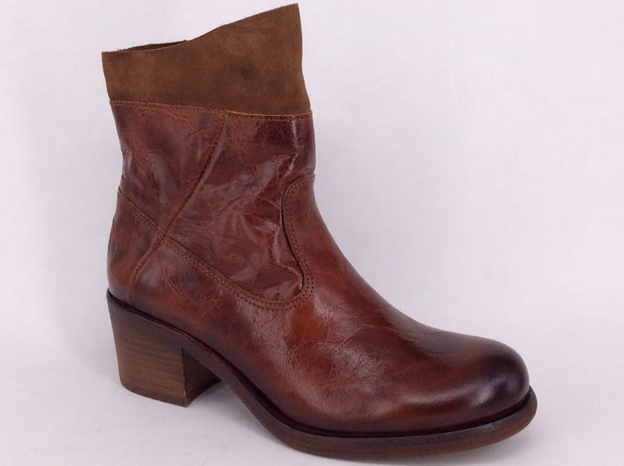 Felmini Jaedyn available in 2 colours