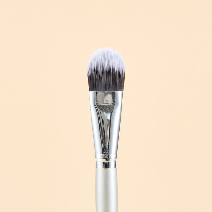 KIT DE BROCHAS DE MAQUILLAJE SILVER