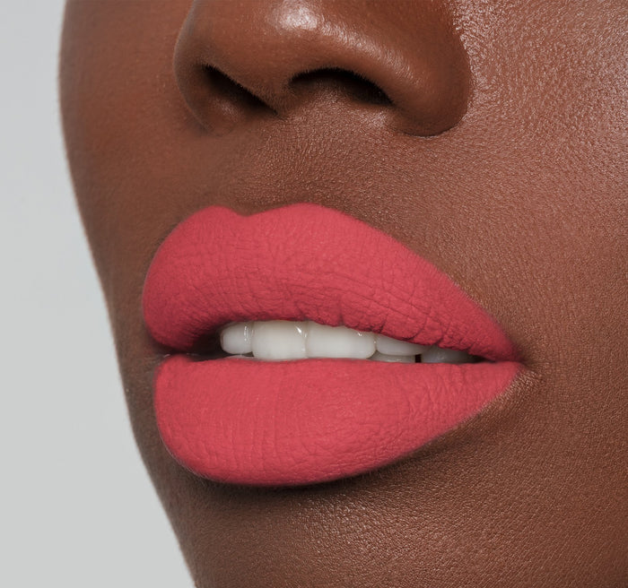 MATTE LIQUID LIPSTICK - SUSPECT