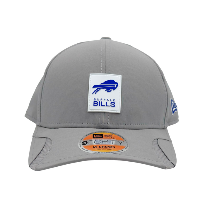 New Era 9FORTY Buffalo Bills 2025 Sideline Hot Weather Primary Logo Gray M-Crown