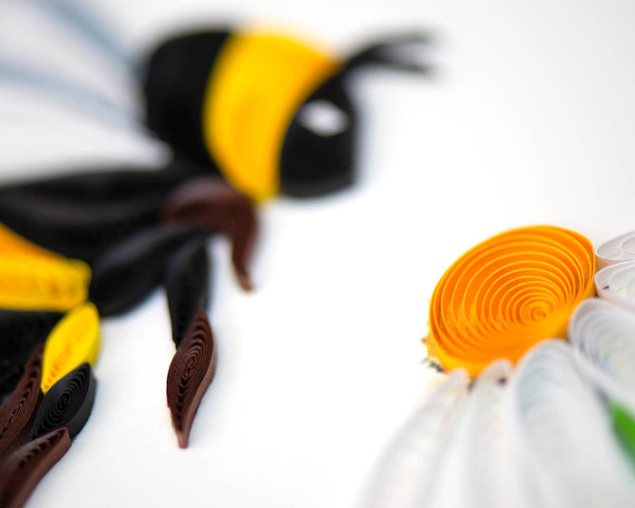 Quilling Card - Bumble Bee