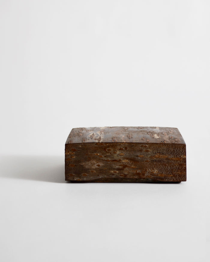 large box with lid on by Denshiro on a light gray background