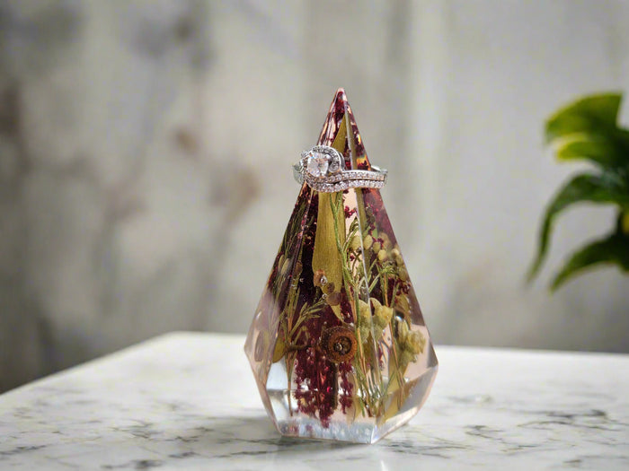 Bouquet Preservation Ring Holder