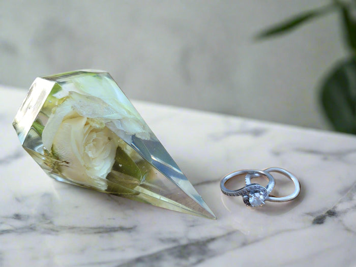 Preserved White Rose Bouquet preservation Ring Holder