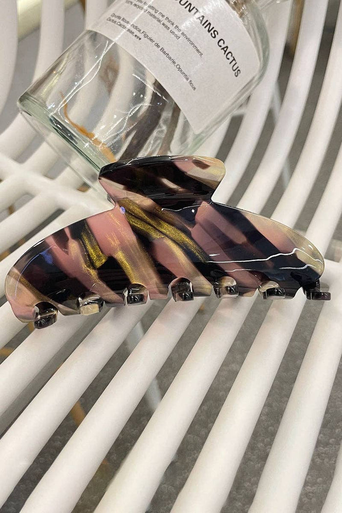 Stylish Hair Claw Clip