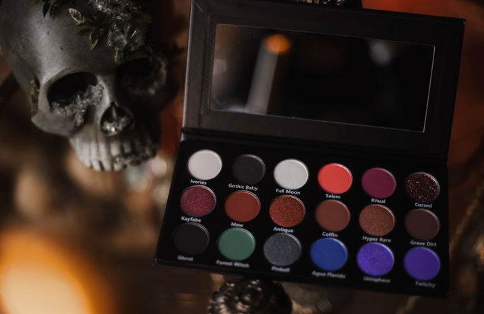 SU x Reby Hardy Goth Glam Eyeshadow Palette
