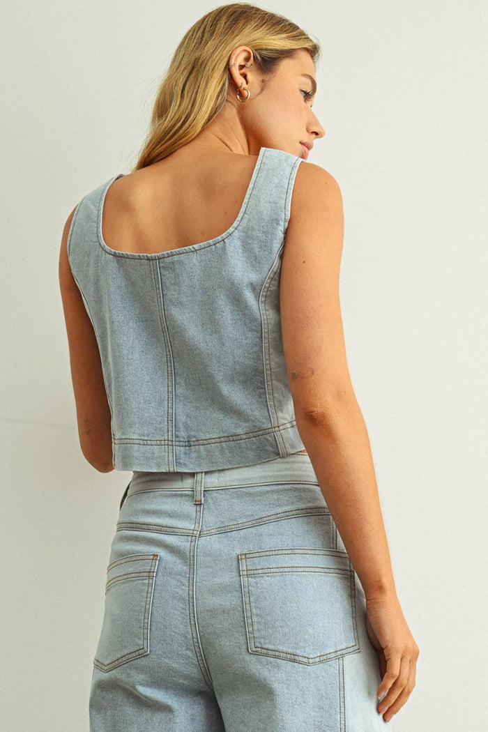 T5886ST   DENIM COLOR BLOCKED SLEEVELESS TOP