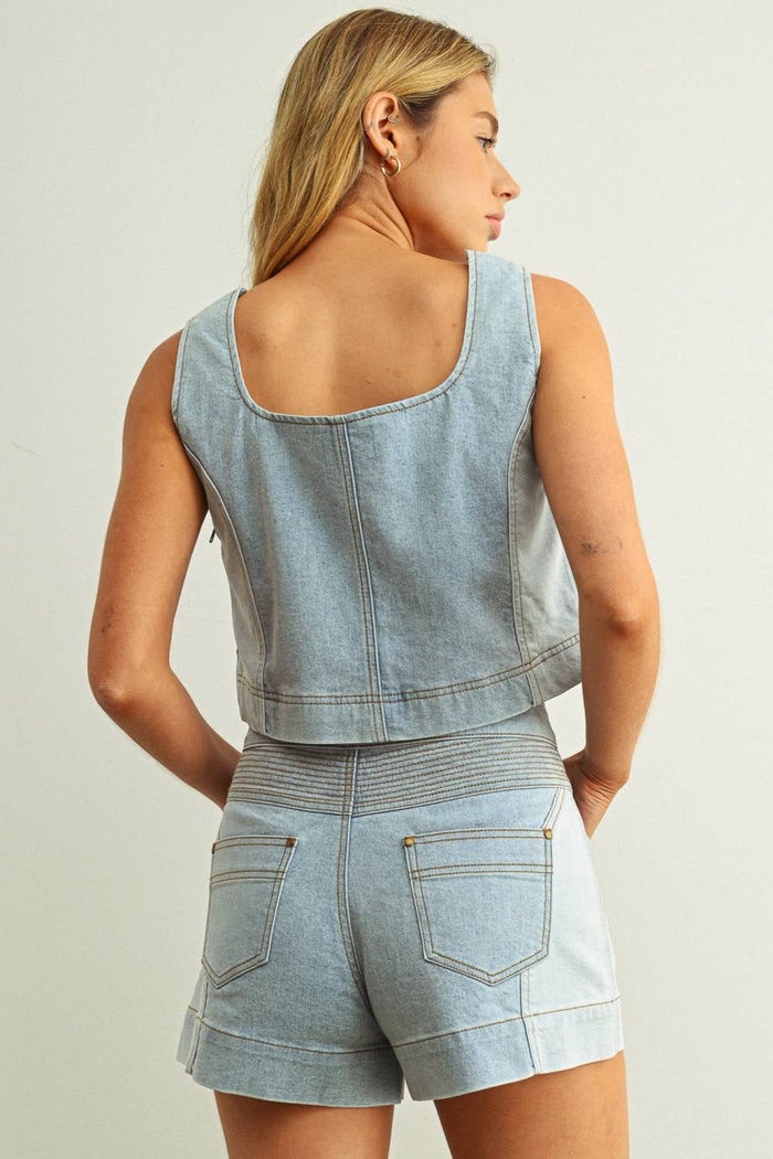 T5886ST   DENIM COLOR BLOCKED SLEEVELESS TOP