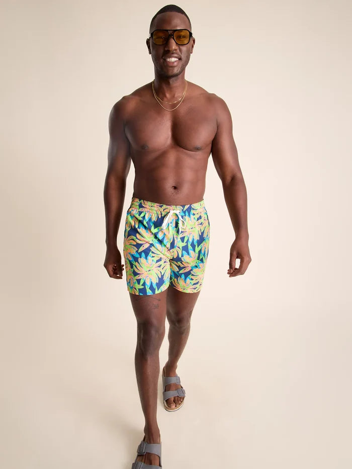 The Ocean Flowers 5.5" (Classic Swim Trunk) - Image 7 - Chubbies Shorts