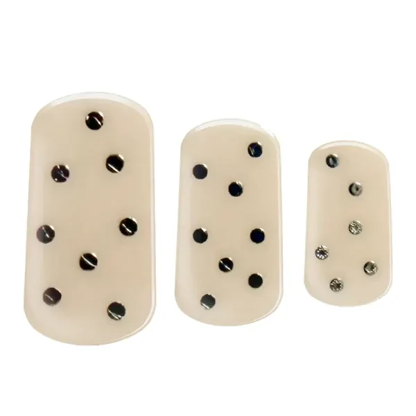 UV-Free gel nail wraps in Cream Drop, product shot