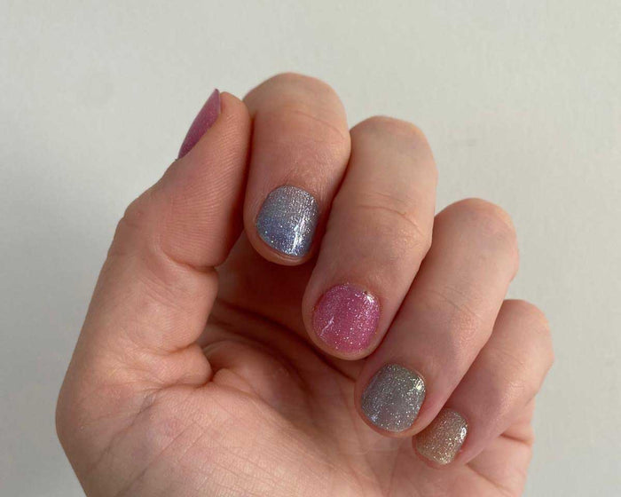 UV-Free Gel Nail Wraps – Rainbow Glitter