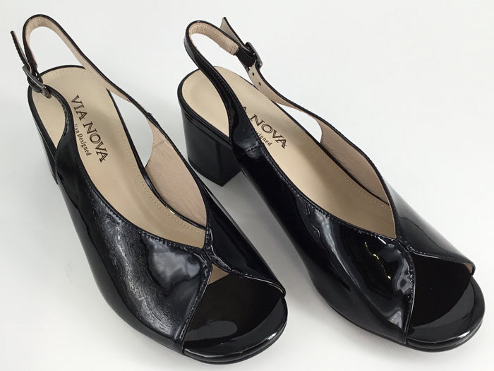 36 / Black Patent